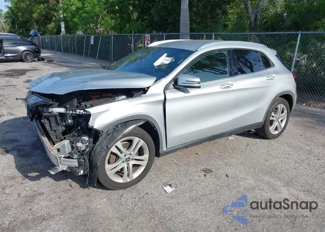 2019 Mercedes-Benz Gla z USA, uszkodzony, nr VIN WDCTG4EB7KU007608